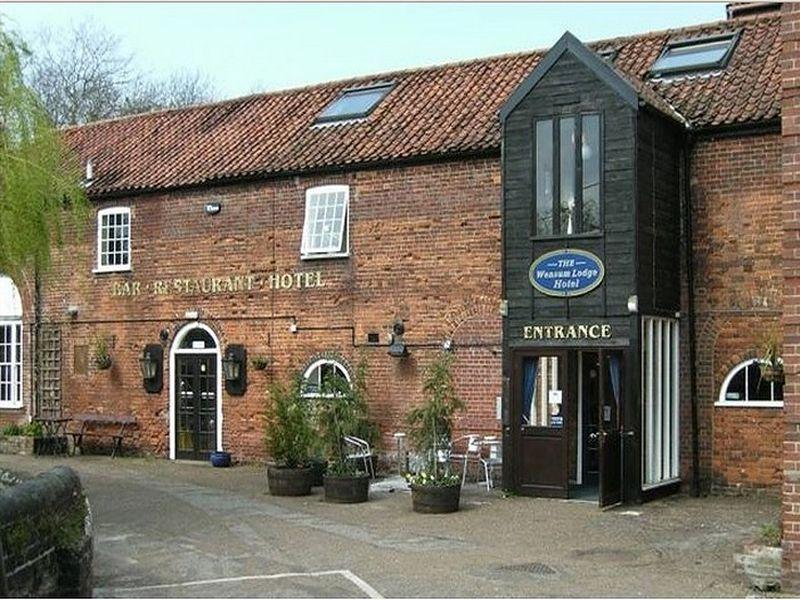 The Wensum Lodge Hotel Fakenham Exteriör bild