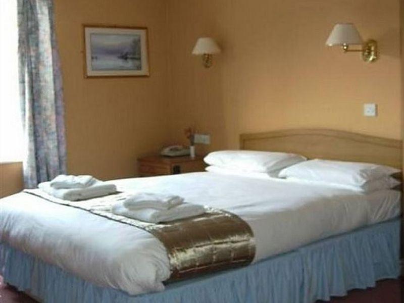 The Wensum Lodge Hotel Fakenham Exteriör bild